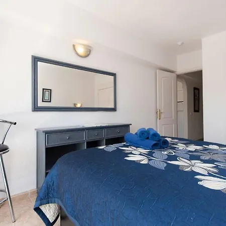 Santa Maria 67 - Two Bed