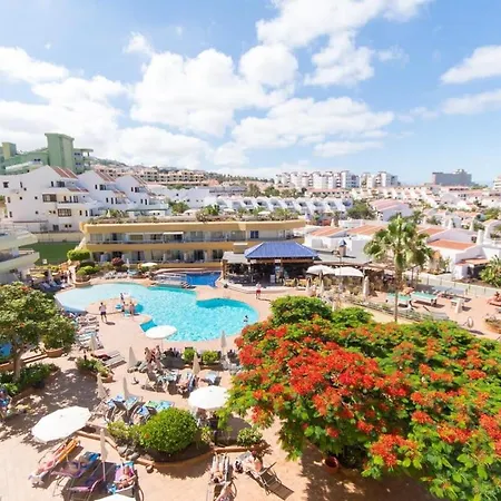 Santa Maria 67 - Two Bed Apartment *