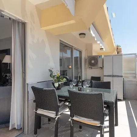 Santa Maria 67 - Two Bed Apartment *